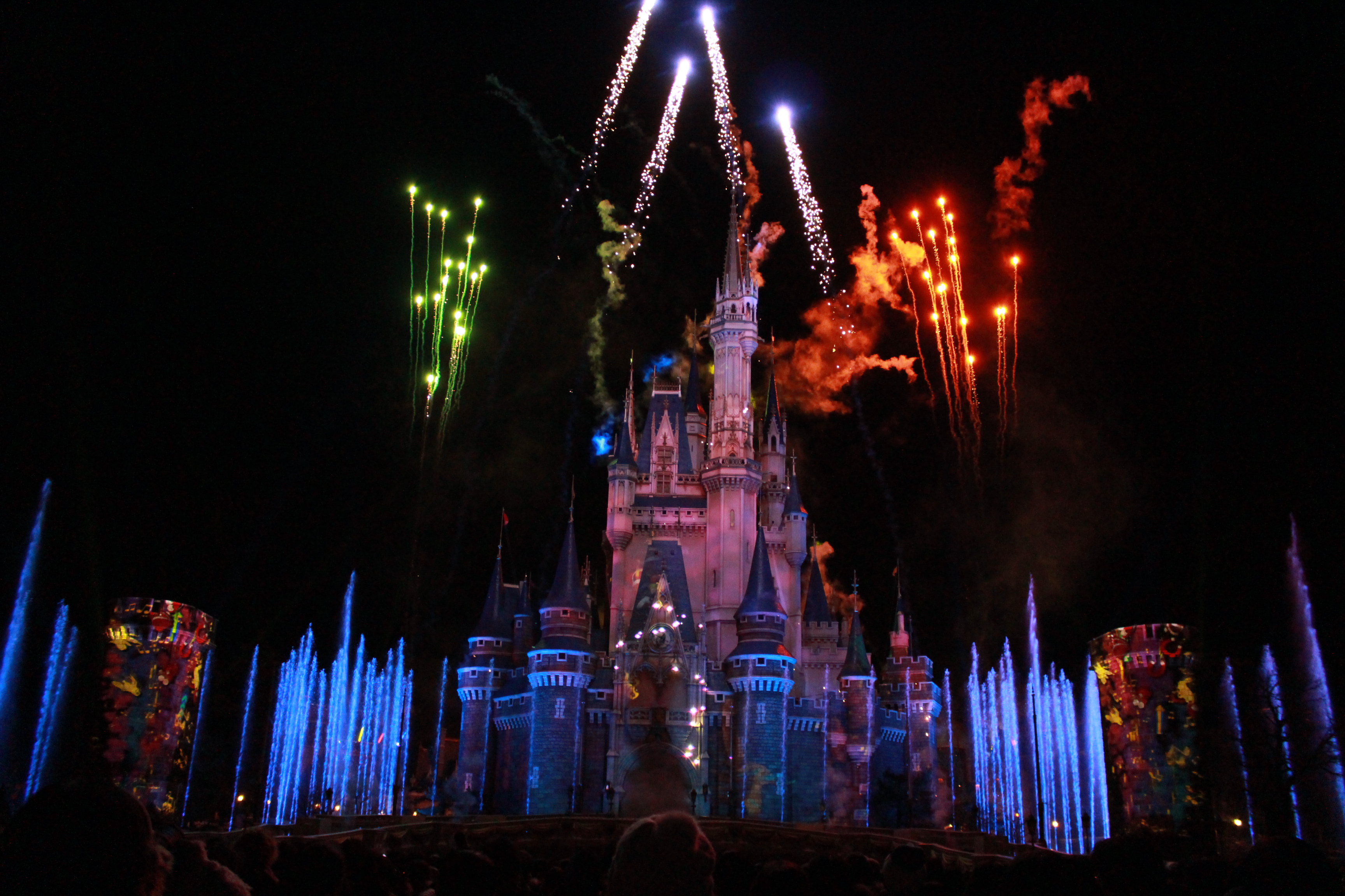 ディズニー『Celebrate! Tokyo DisneyLand』鑑賞場所徹底解説!!(前編)